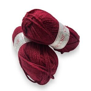 2 Skeins Plymouth Yarns ENCORE CHUNKY Bulky Acrylic Wool  🧶 #999 Burgundy Red